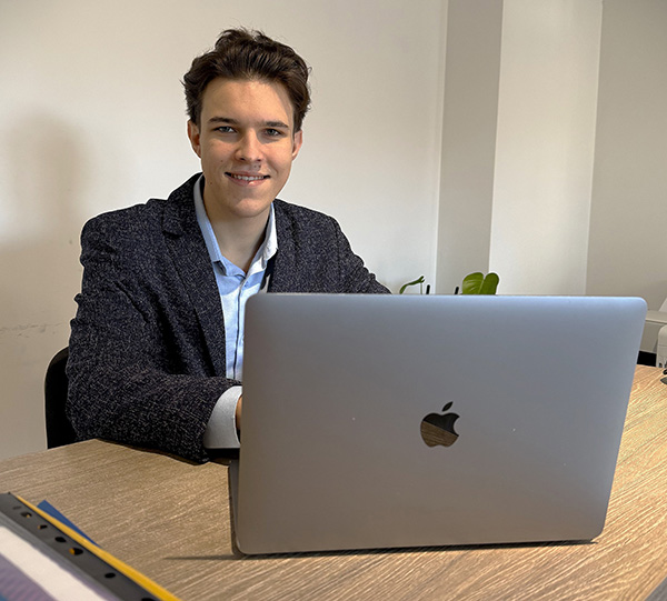 Адвокат по митниці